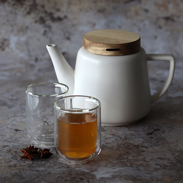 Everyday White Teapot - 650ml - Image 4
