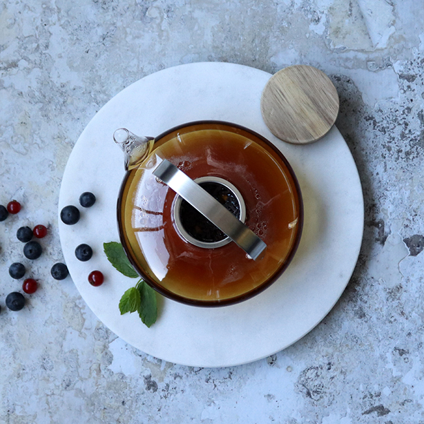 Glass Teapot with Acacia Lid 500ml - Image 3
